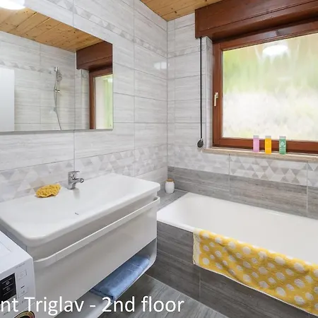 Artemida Apartman