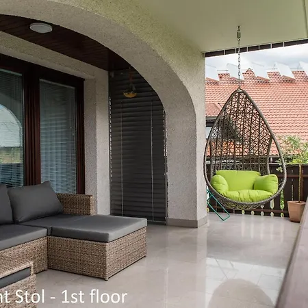 Artemida Apartman