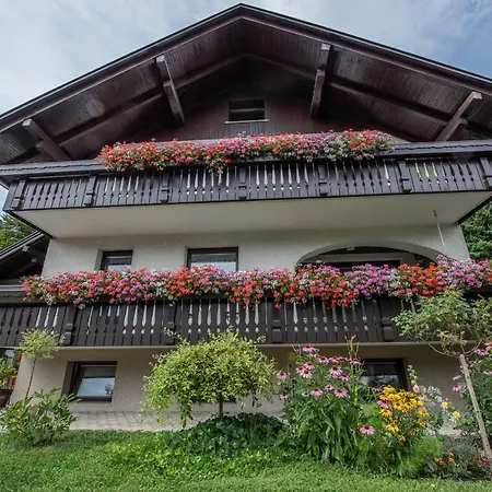 Artemida Apartma Bled